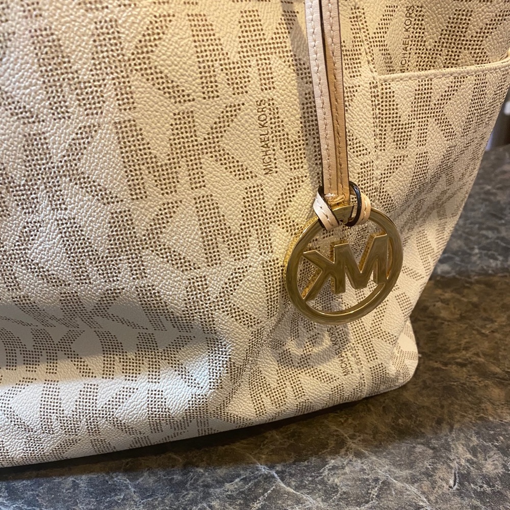 Michael Kors tote and wallet